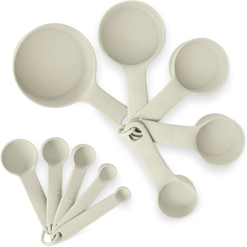 Amazon Basics Measuring Cups and Spoons, 10-Piece Set, Dishwasher-Safe, Linen Gray 1 61jm7TGB1VL. AC SL1500 KnewKitchen – Your Guide to Small Kitchen & Home Essentials